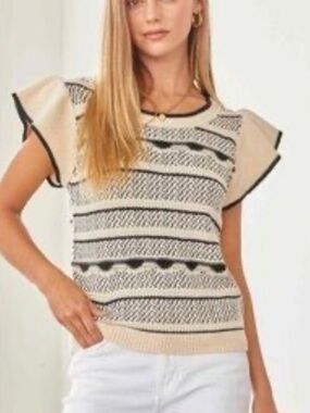 ANDREE BY UNIT Black and Cream Knit Top